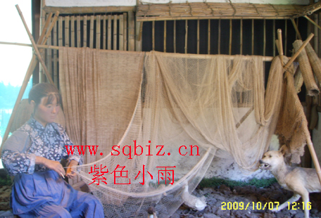 渔民织网蜡像——紫色小雨